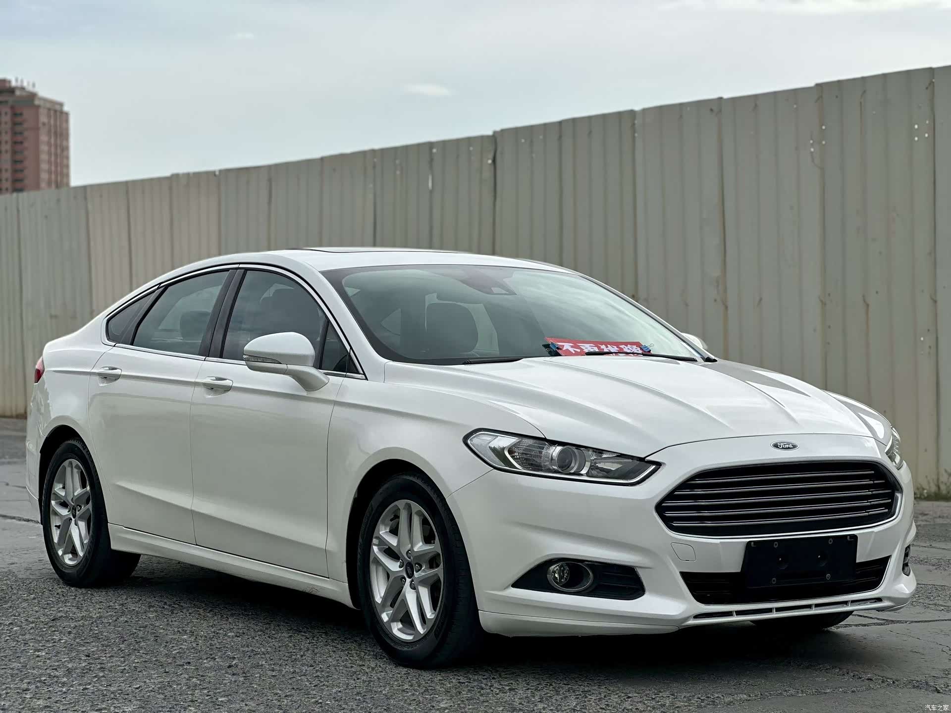 Ford Mondeo, 2016 3