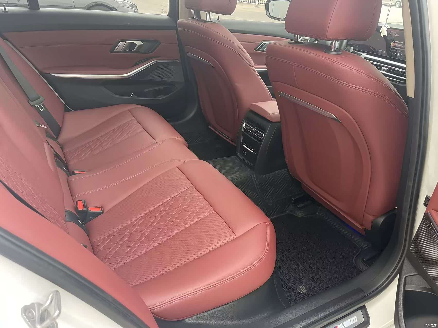 BMW 3 Series, 2023 16