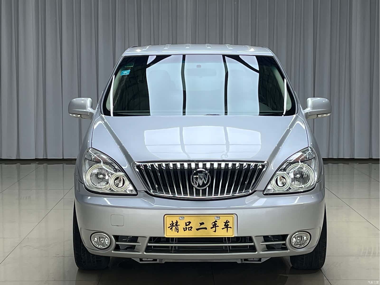 Buick GL8, 2012 2