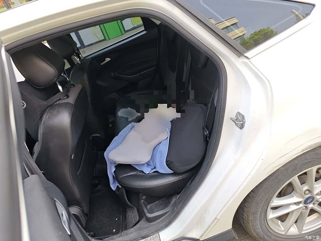 Ford Focus, 2016 18