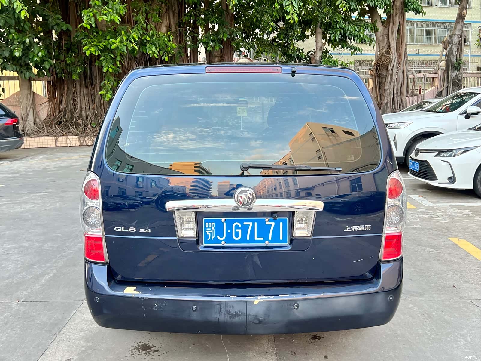 Buick GL8, 2012 все фото