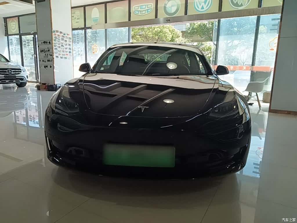 Tesla Model 3, 2022 3