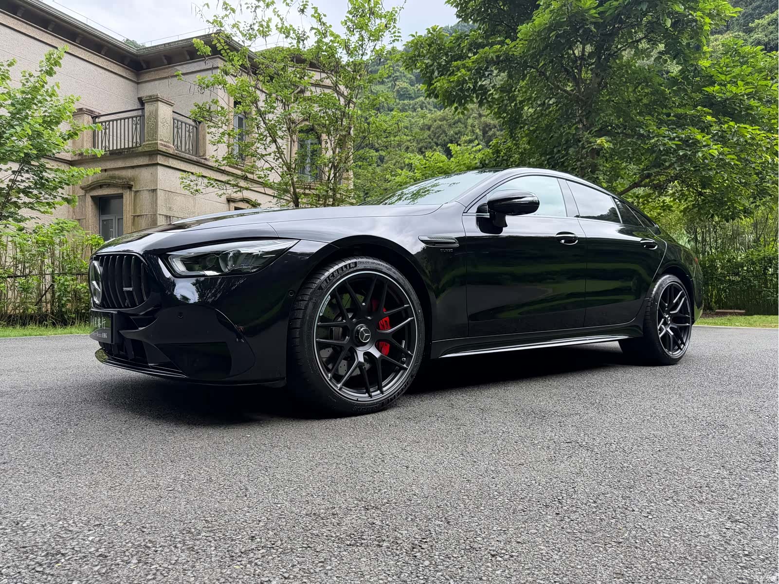 MG AMG