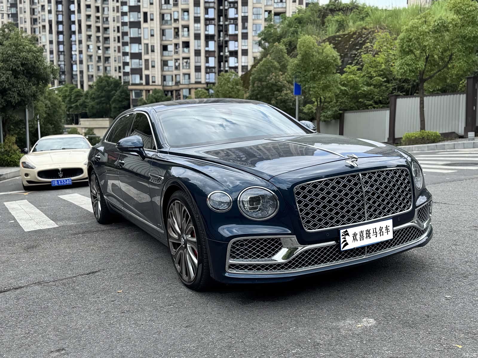 Bentley Flying Spur, 2021 4
