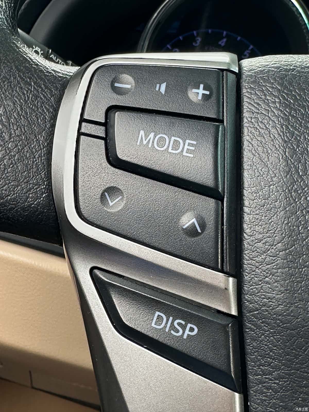 Toyota 2.5S, 2012 27