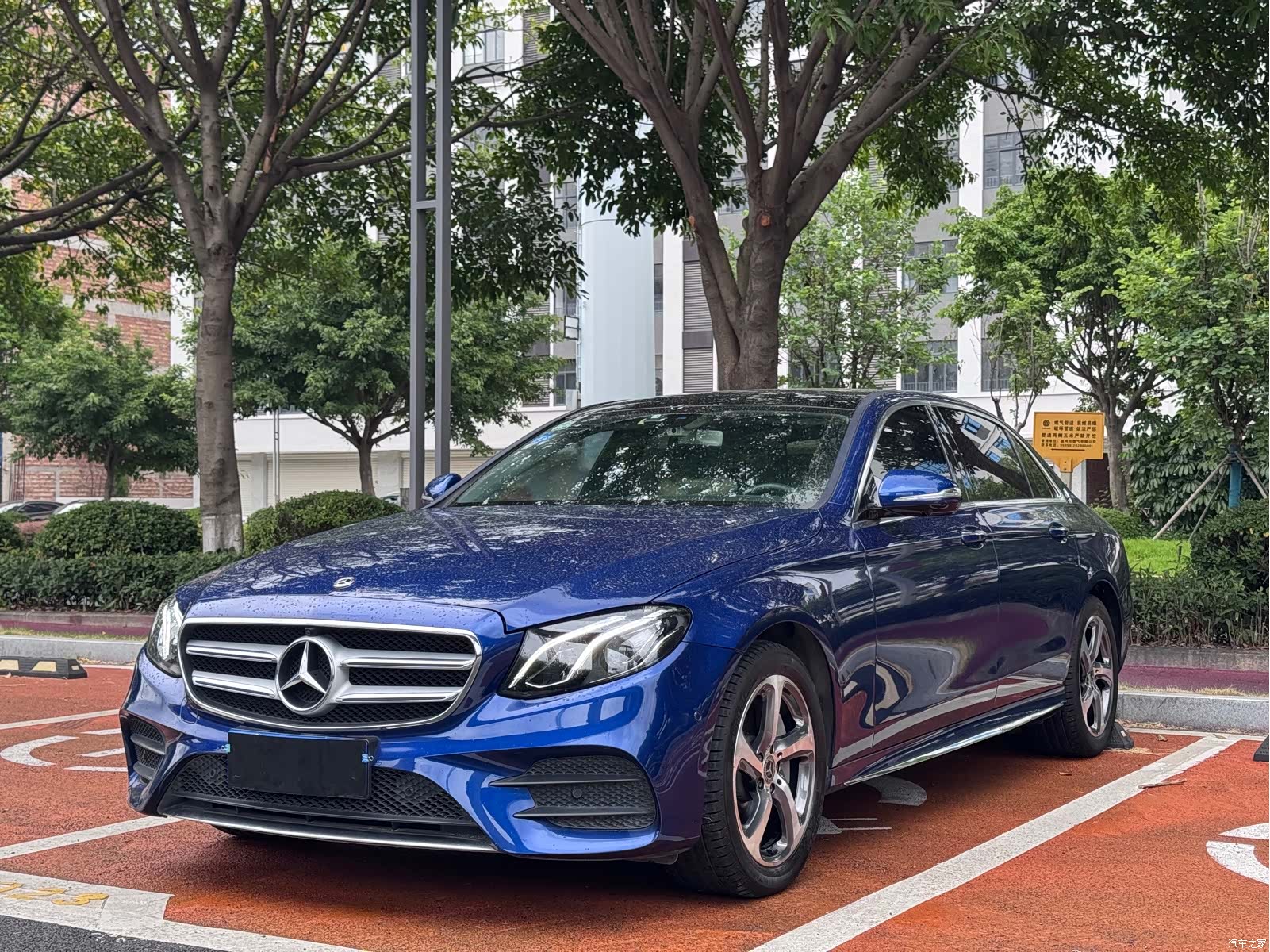 Mercedes-Benz E-Class, 2018 1
