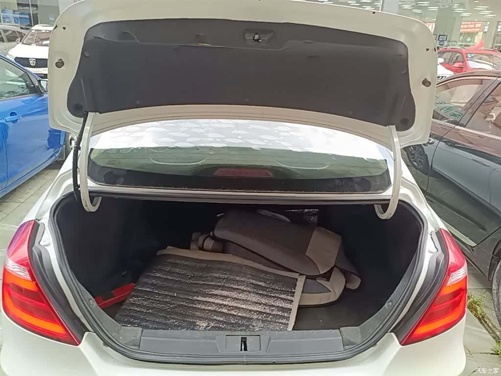 Geely Emgrand, 2017 19