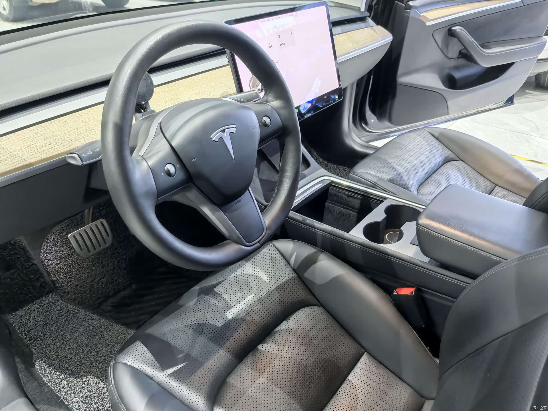 Tesla Model 3, 2021 9