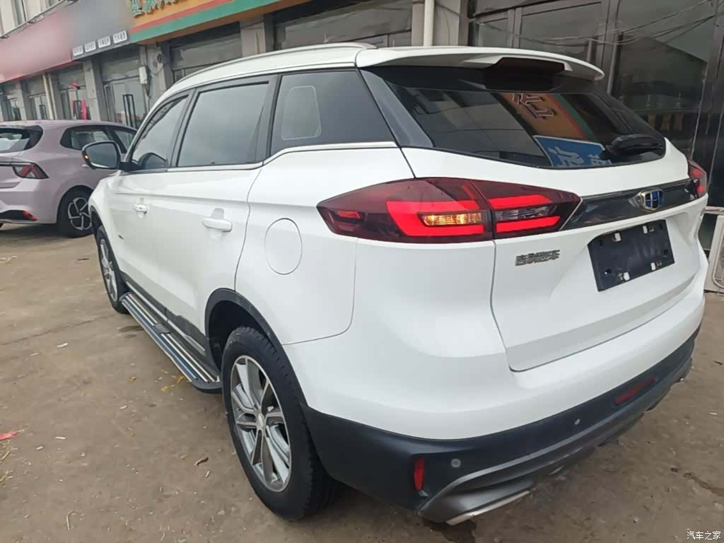Geely Boyue, 2019 все фото