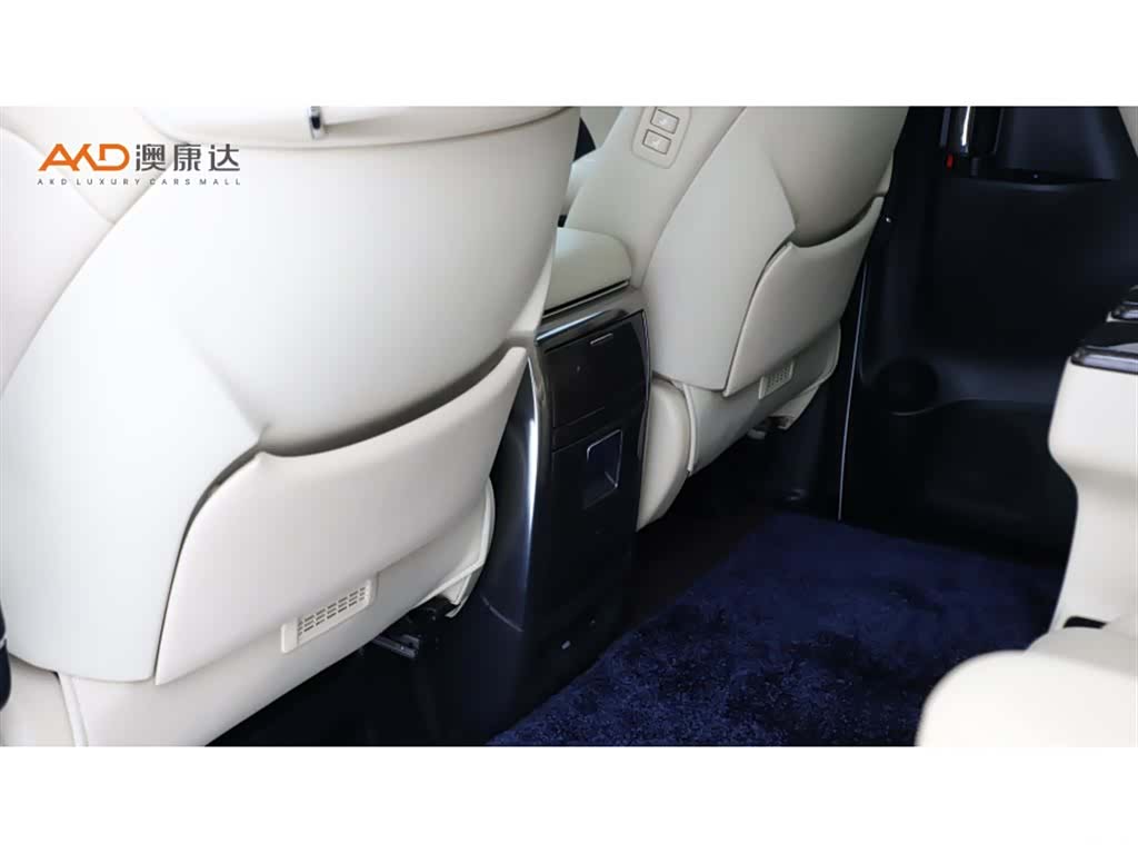 Toyota Alphard, 2018 10