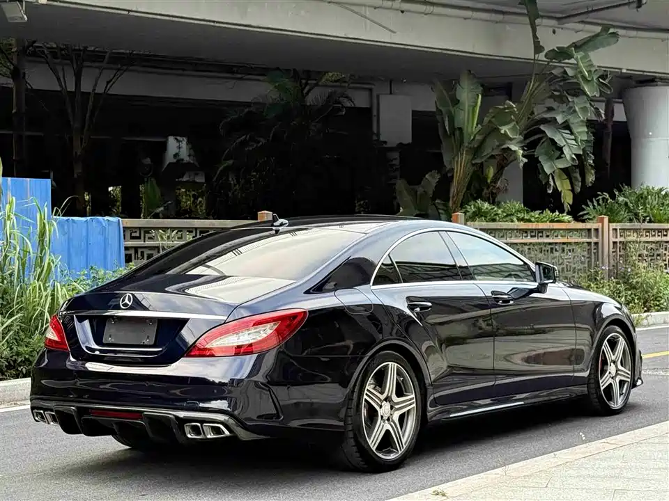 Mercedes-Benz CLS