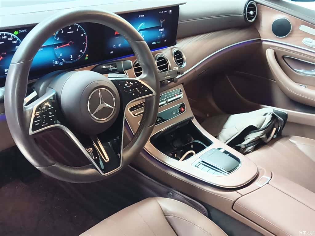 Mercedes-Benz E-Class, 2023 10