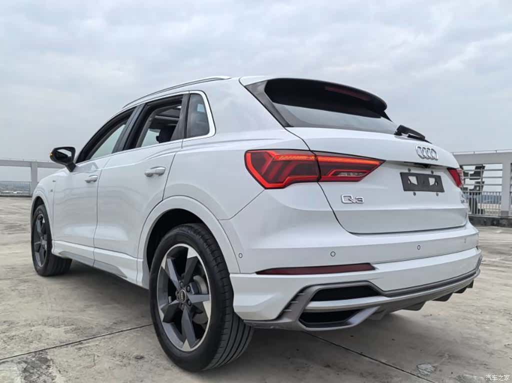 Audi Q3, 2023 7