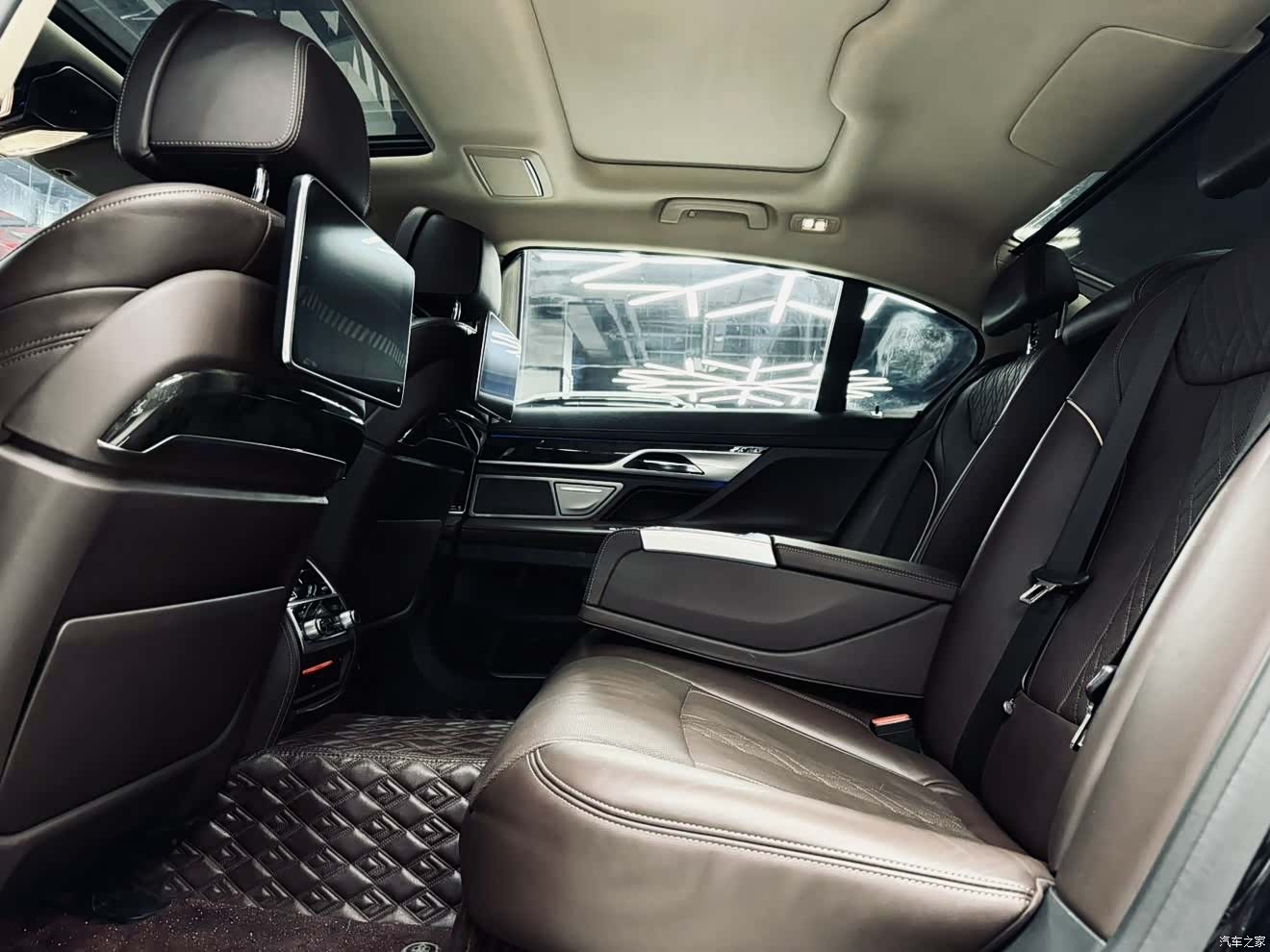 BMW 7 Series, 2016 24
