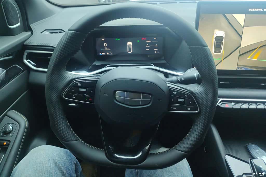 Geely Coolray, 2025 15