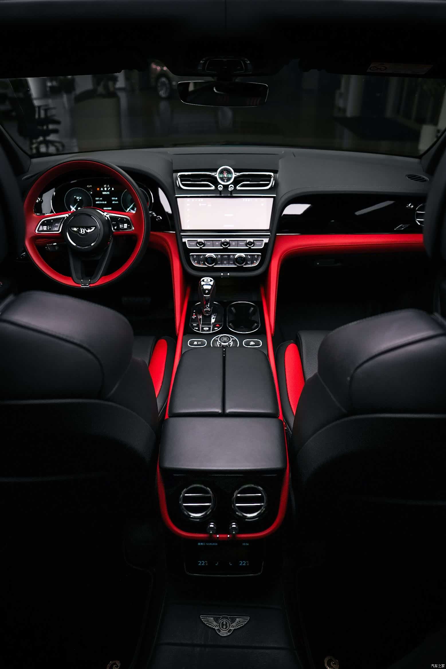 Bentley Bentayga, 2023 7