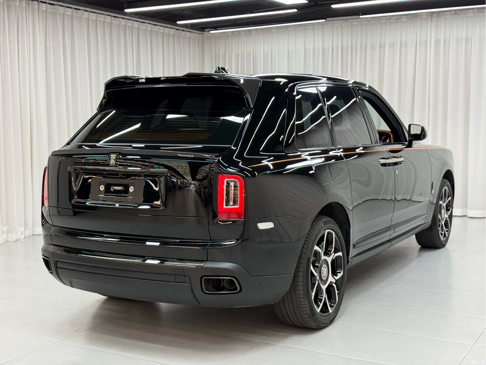 Rolls-Royce Cullinan, 2023 6