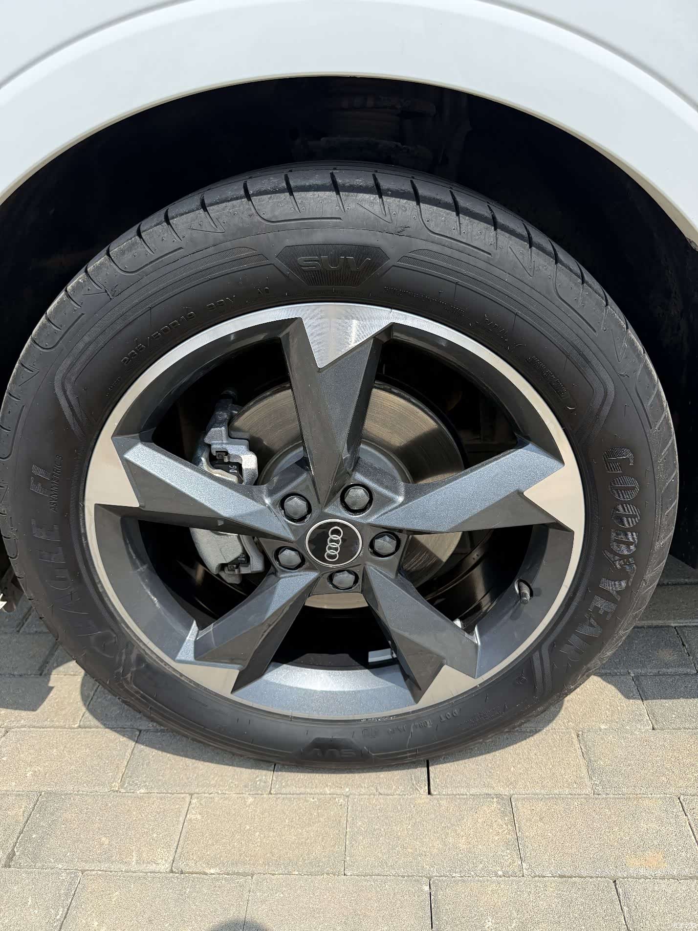 Audi Q3, 2023 19
