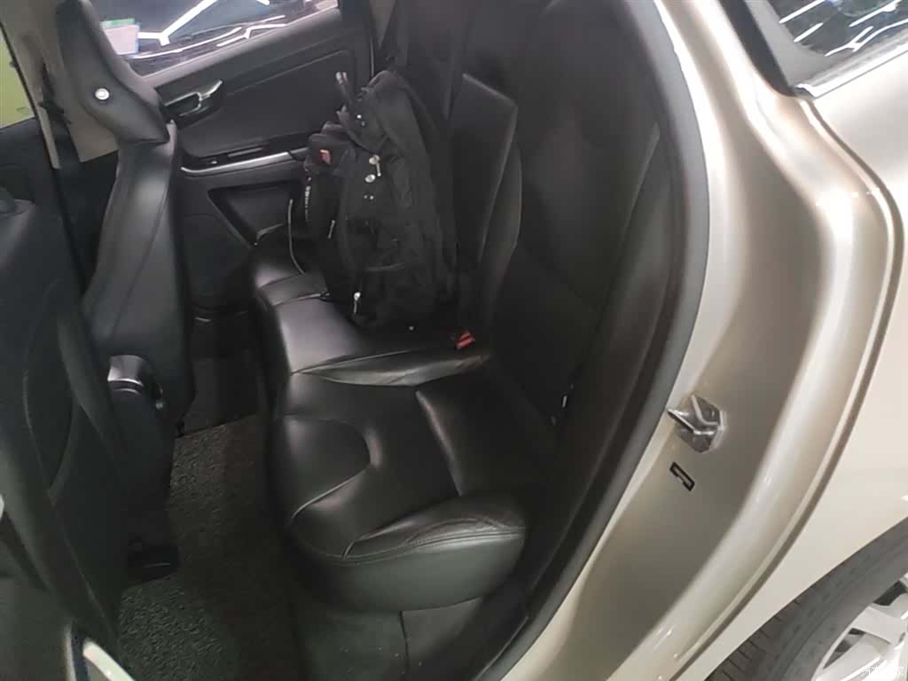 Volvo XC60, 2017 17