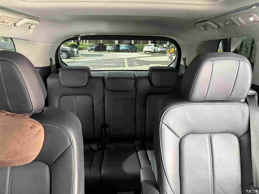 Trumpchi M8, 2021 10