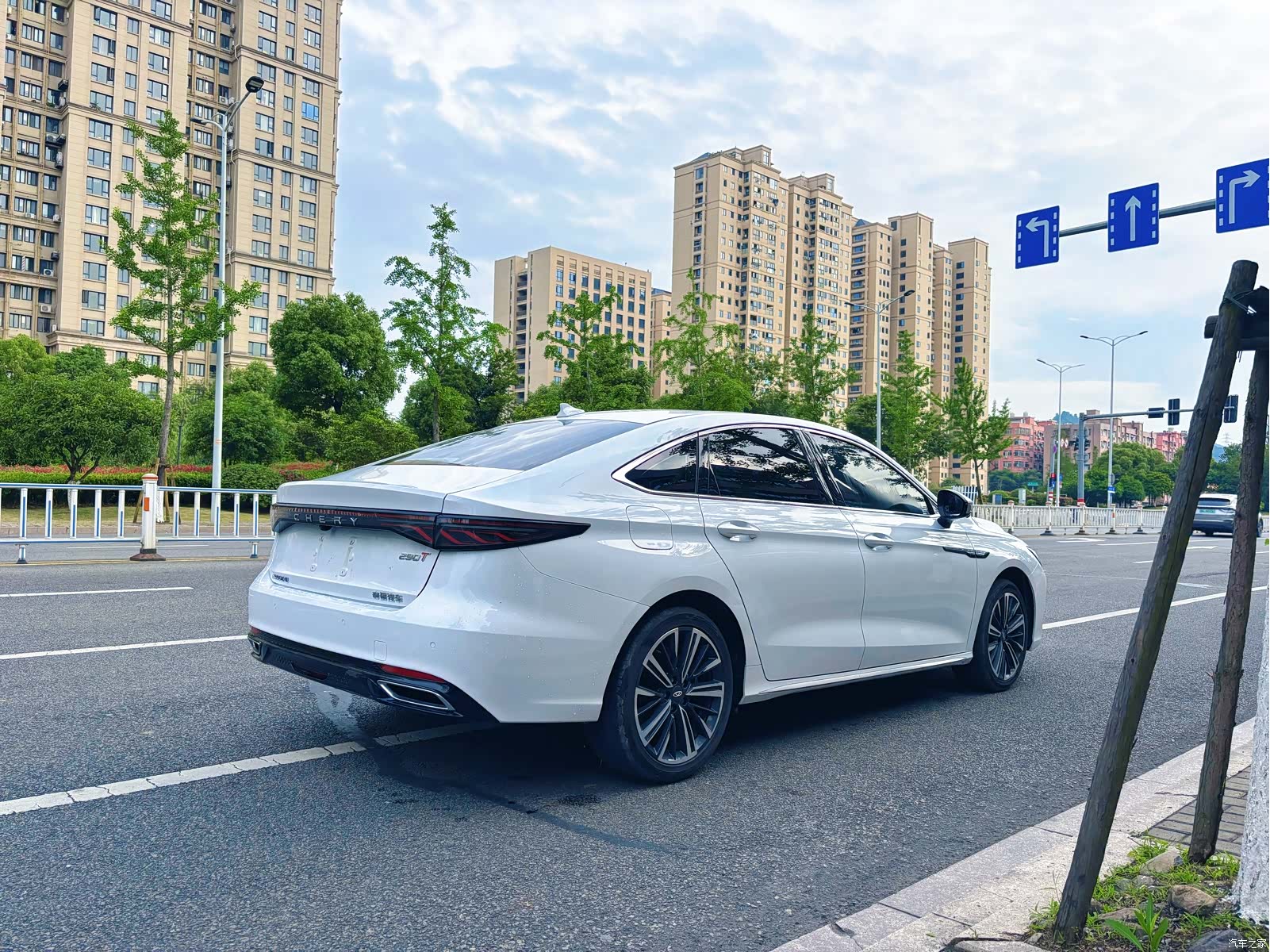 Chery Arrizo 8, 2025 все фото