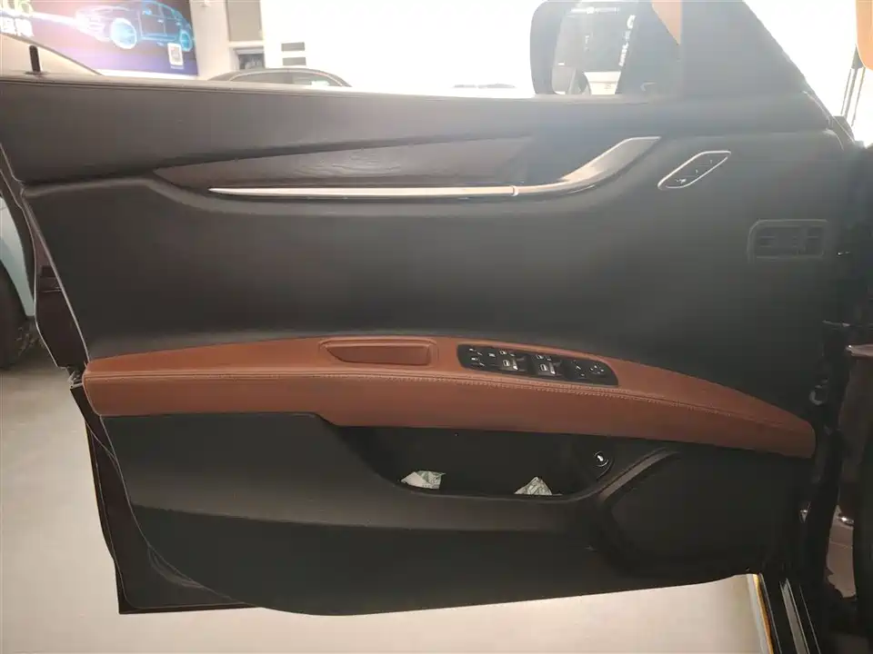 Maserati Ghibli Maserati Ghibli