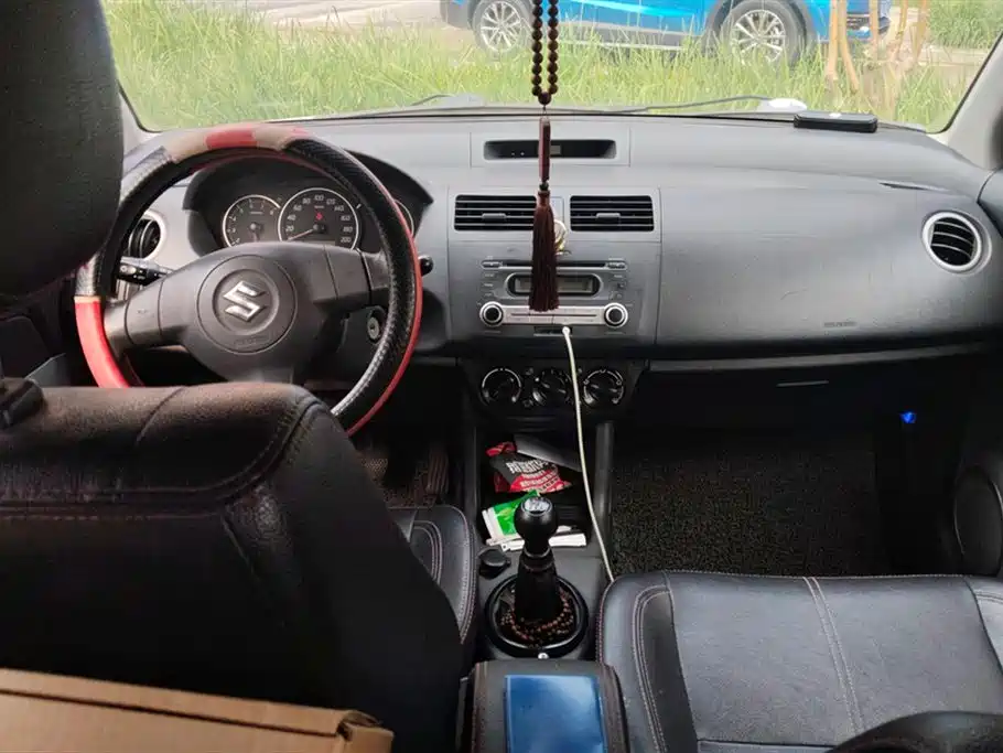 Suzuki Swift Suzuki Swift