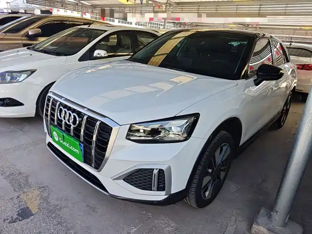 Audi Q2L 2022 — купить из Китая под заказ
