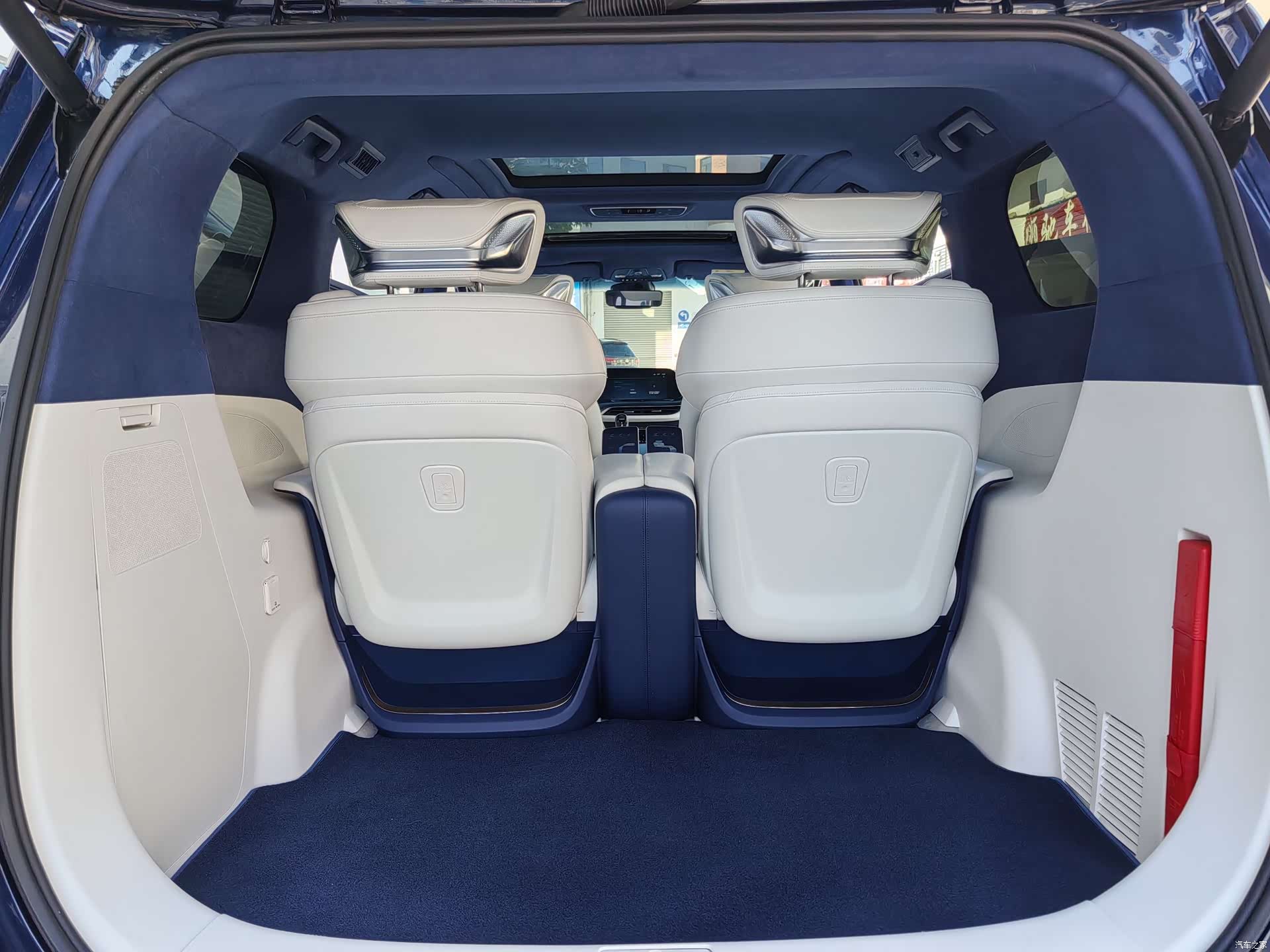 Buick GL8, 2020 9
