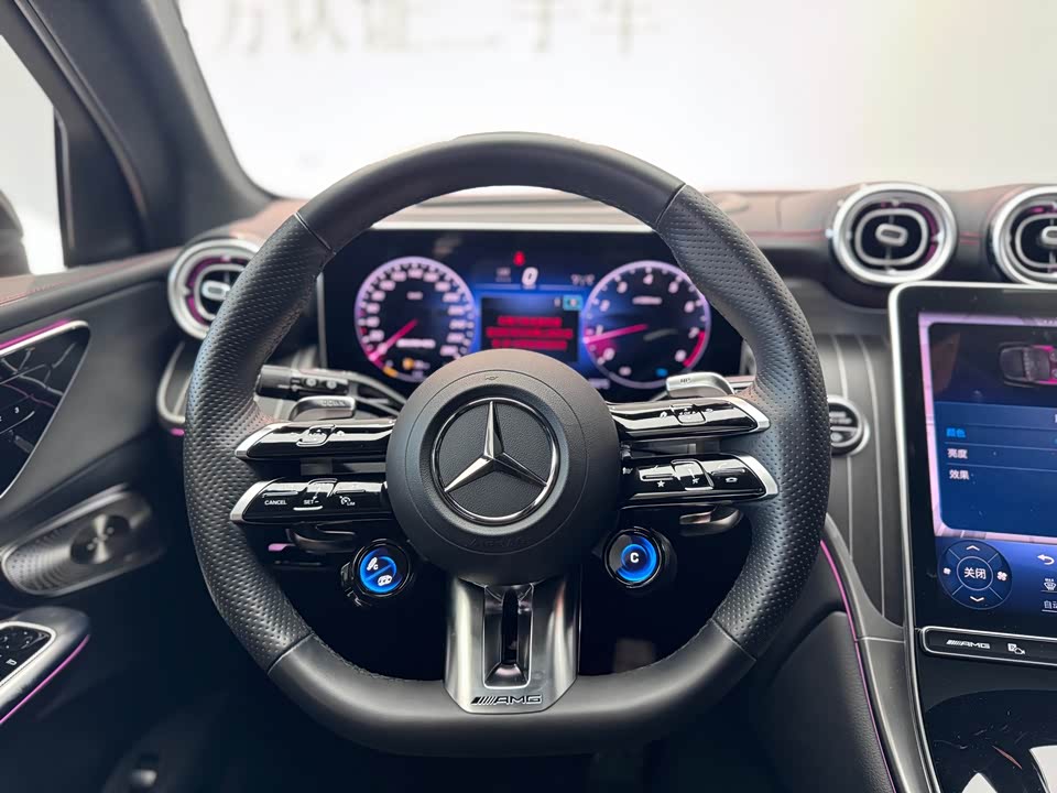 Mercedes-Benz GLC AMG