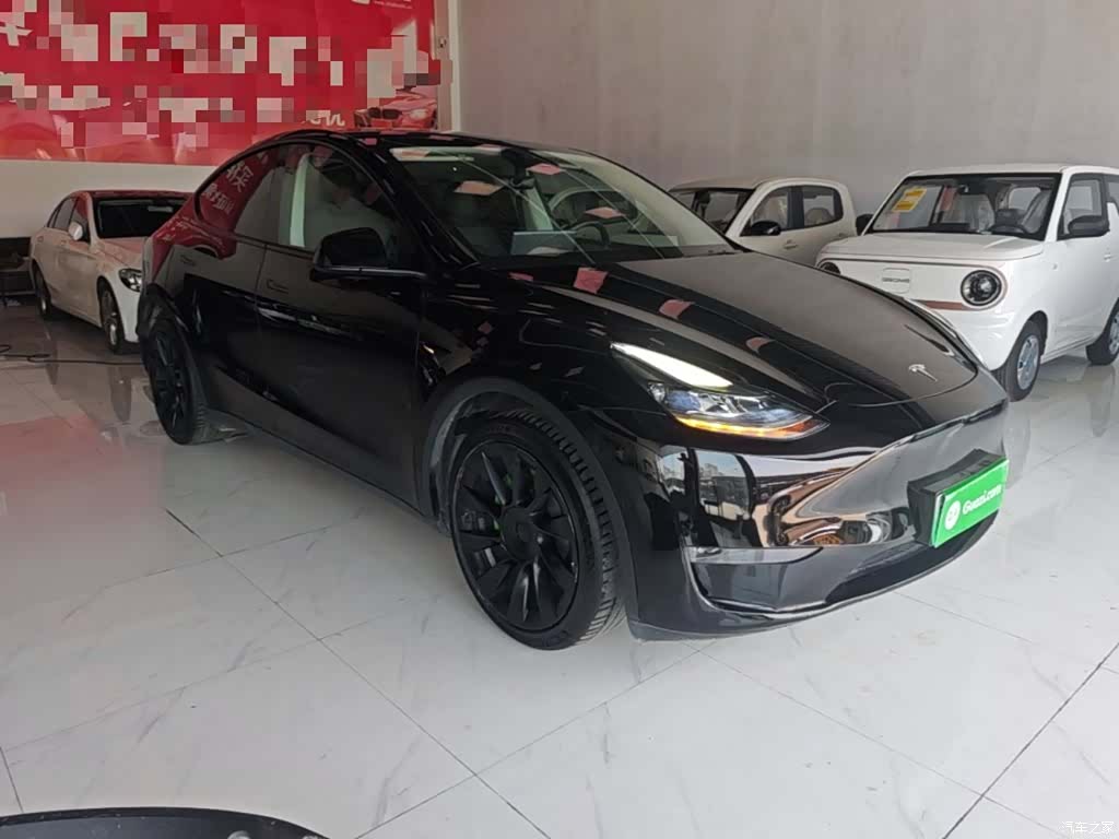 Tesla Model Y, 2021 4