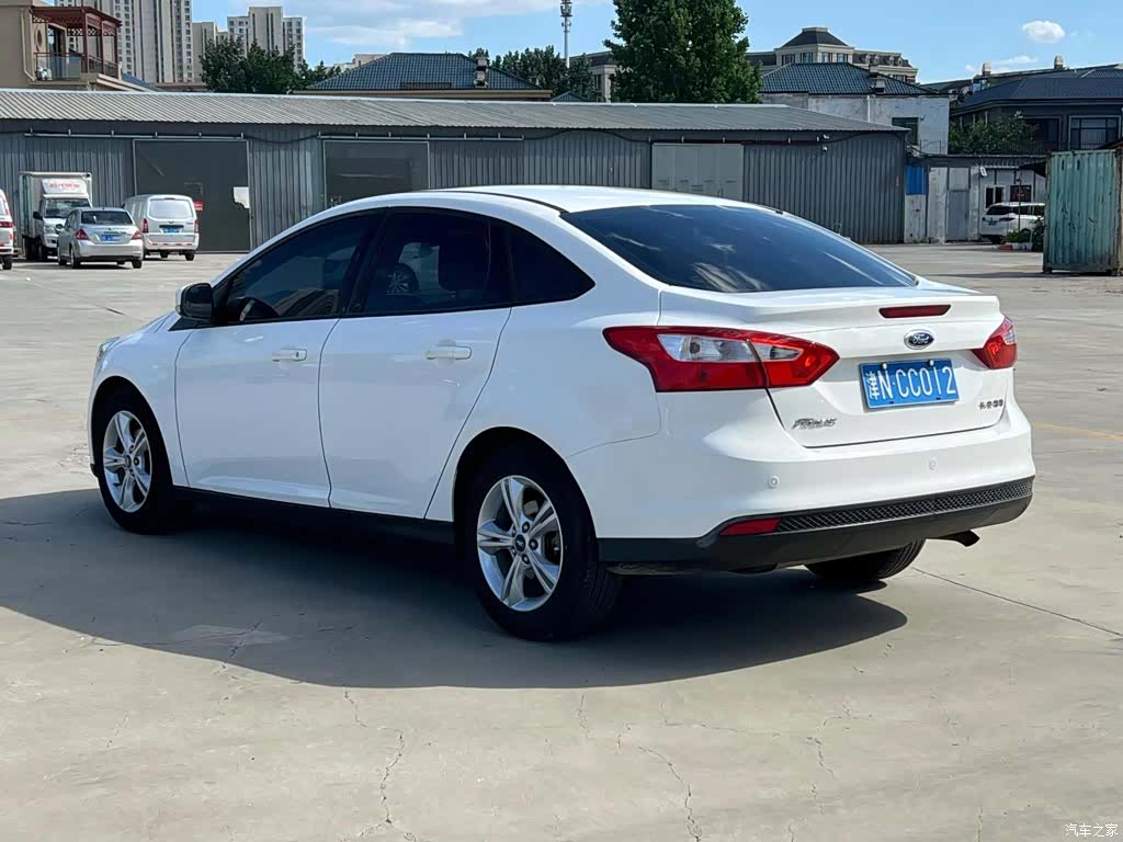 Ford Focus, 2012 3