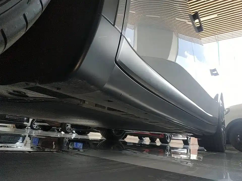 NIO L60 NIO L60