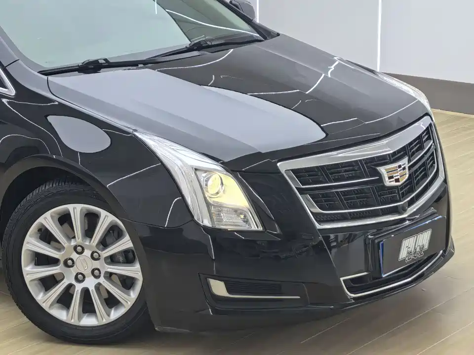 Cadillac XTS