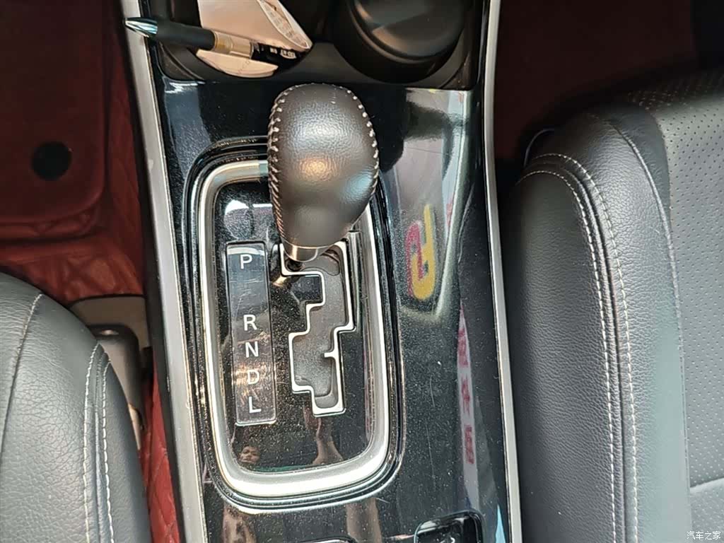 Mitsubishi Outlander, 2018 14