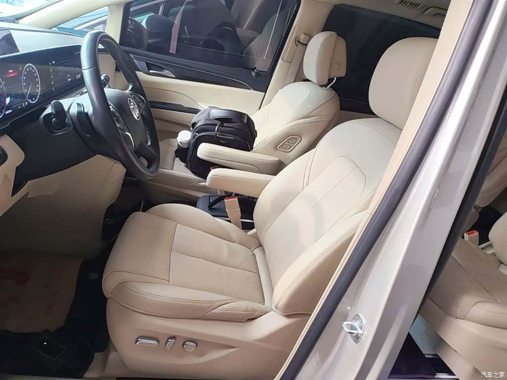 Buick GL8, 2021 15