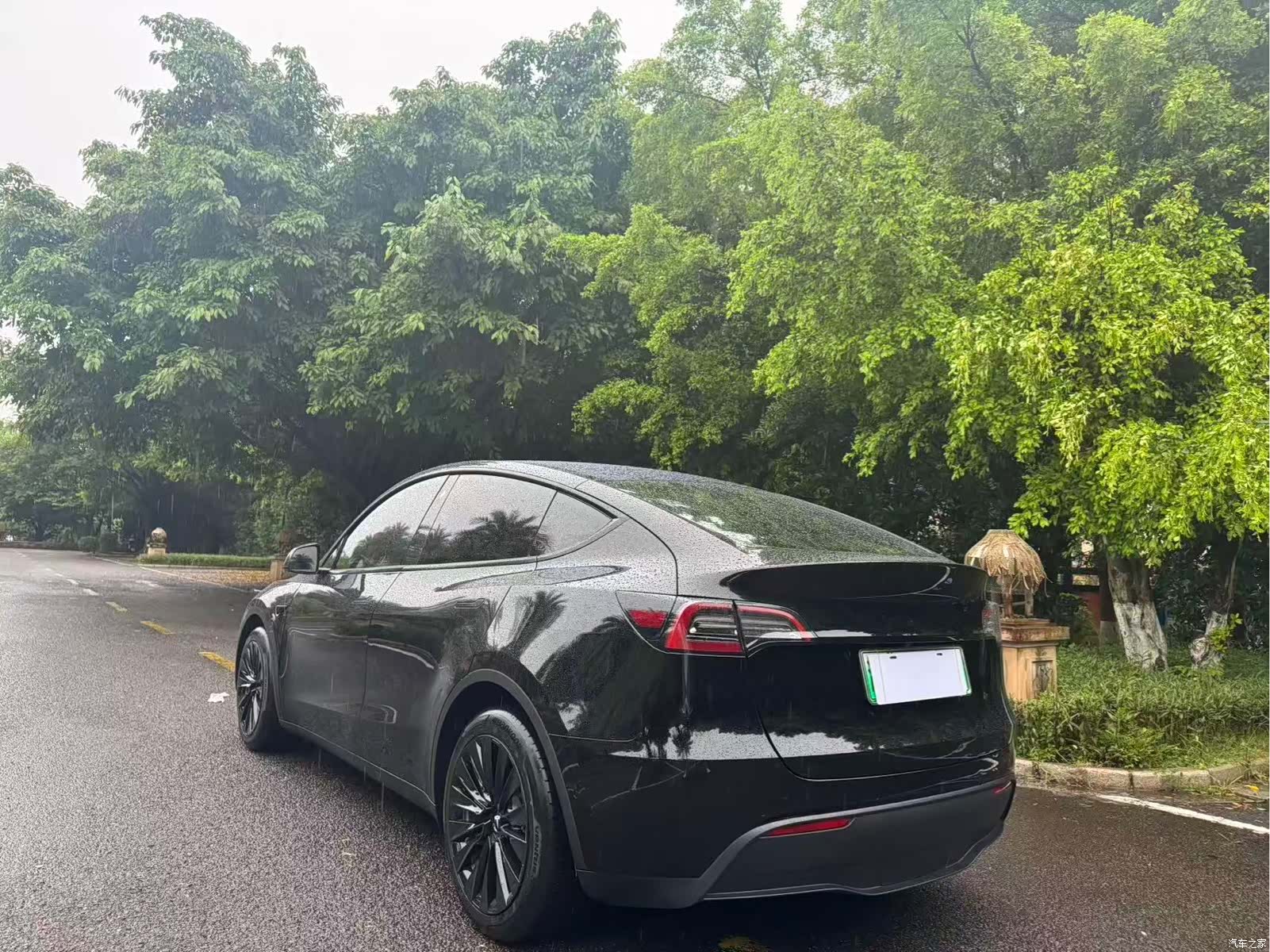 Tesla Model Y, 2021 9