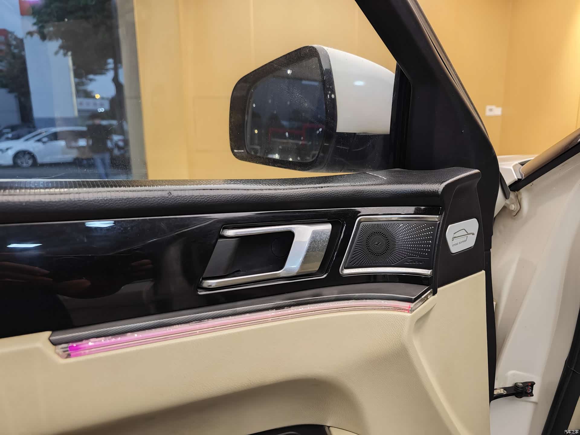 Zotye T700, 2018 8