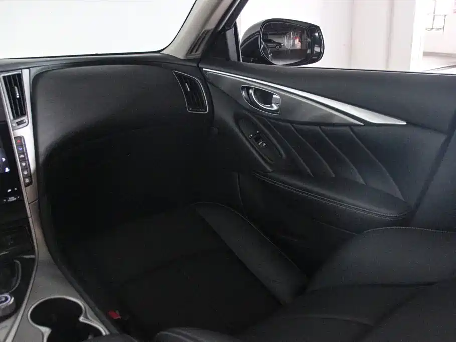 Infiniti Q50L Infiniti Q50L
