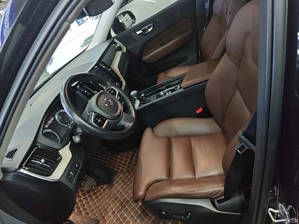 Volvo XC60, 2018 15