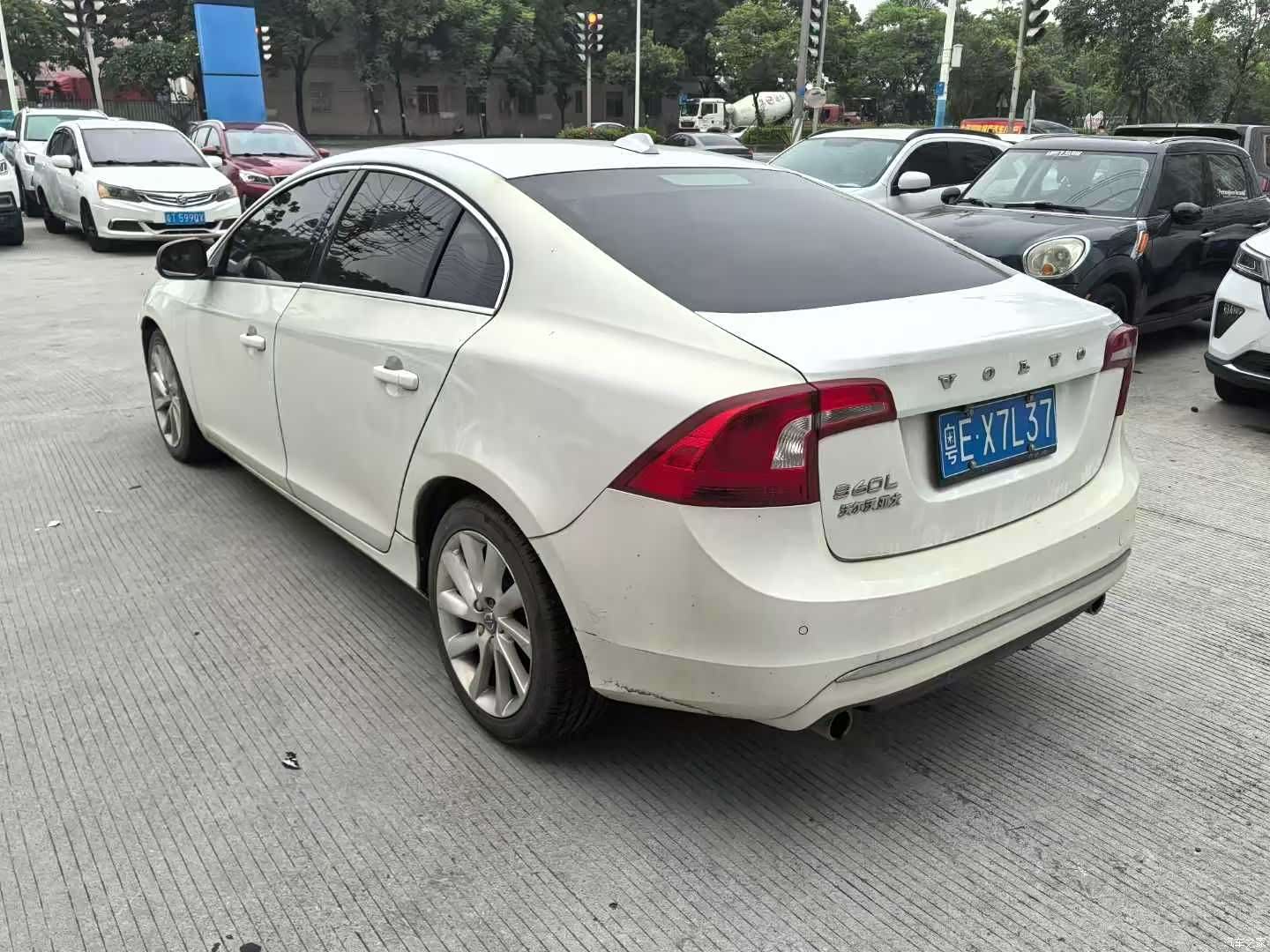 Volvo S60, 2015 4