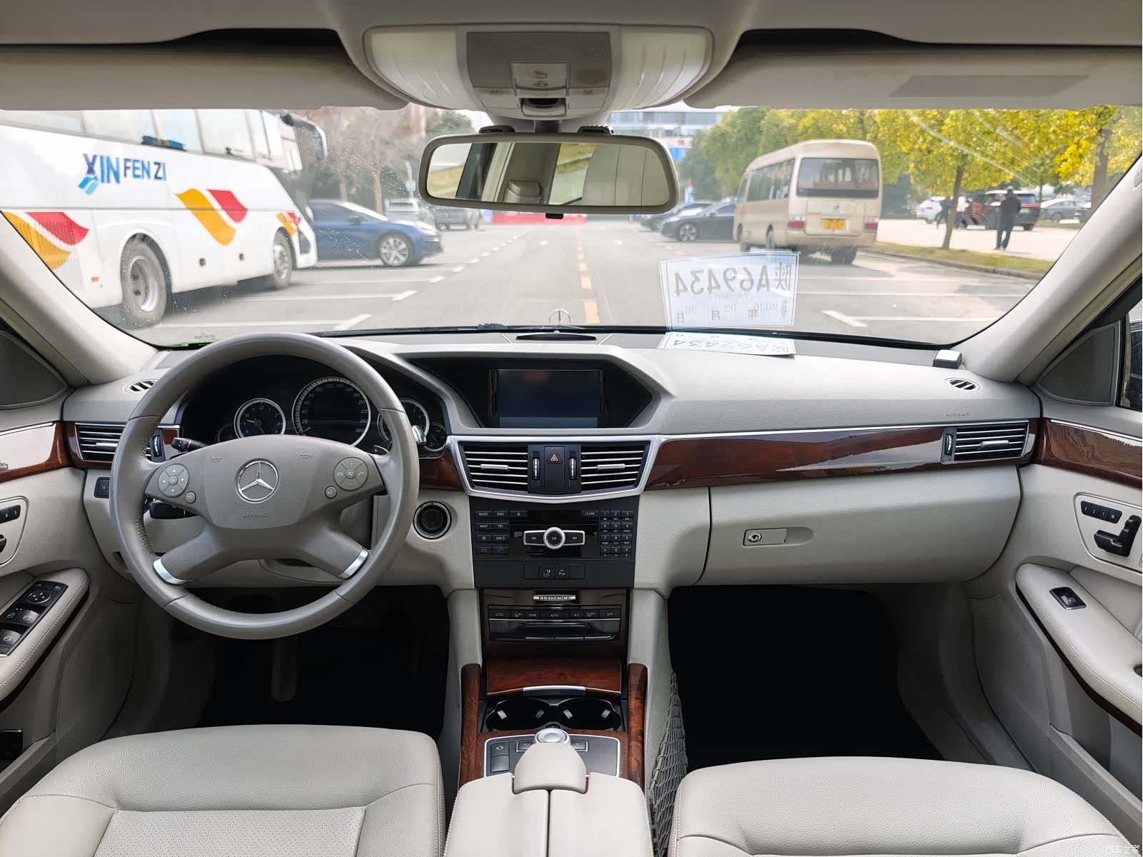 Mercedes-Benz E-Class, 2012 16