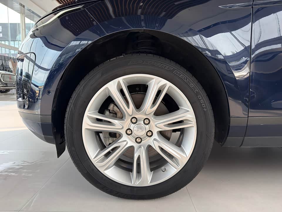 Land Rover Range Rover Aurora