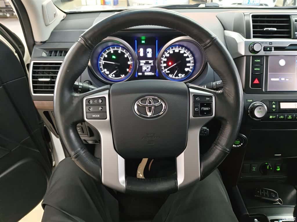 Toyota Prado, 2016 11