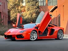 Aventador 2011�� LP 700-4