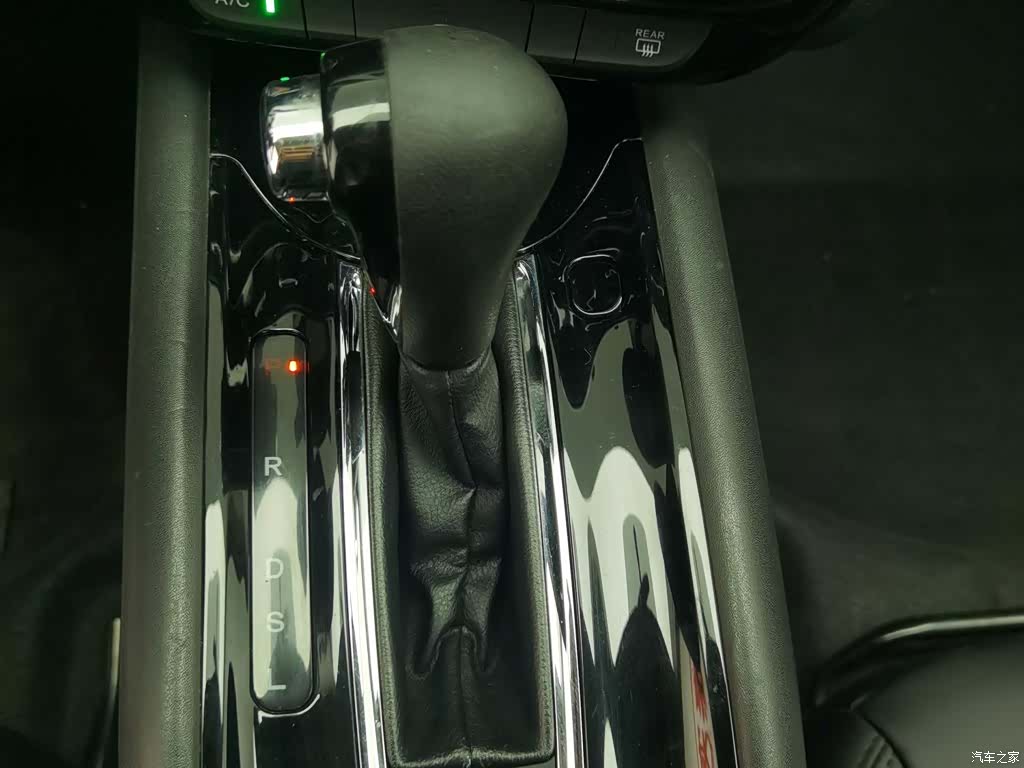 Honda Vezel, 2015 13