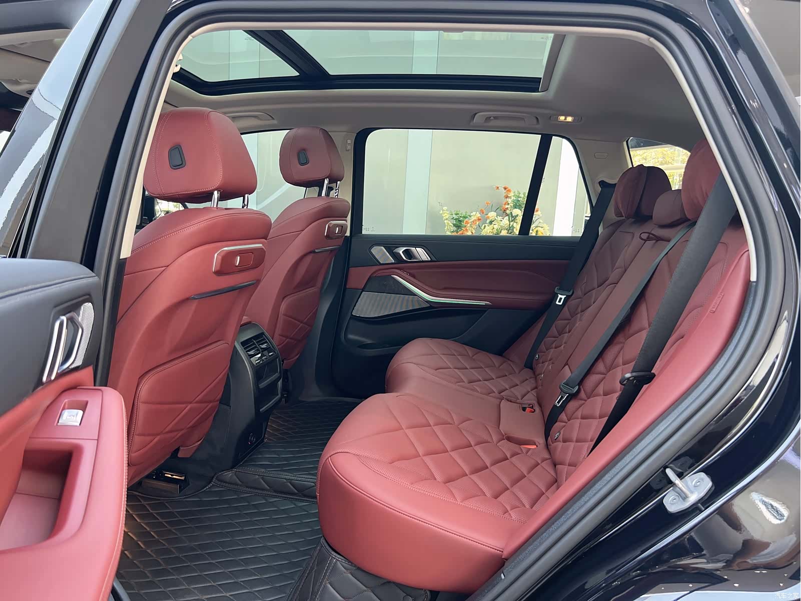 BMW X5, 2025 12