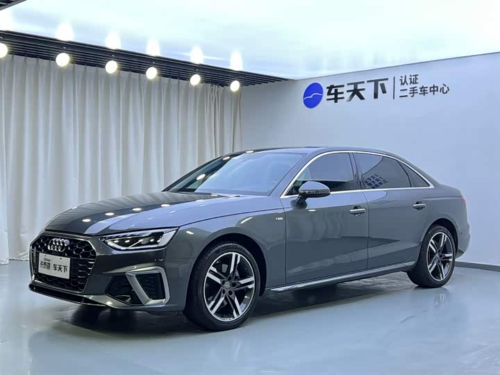 Audi A4L 2020 — фото 1