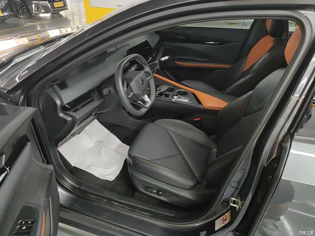 Changan UNI-V, 2023 15