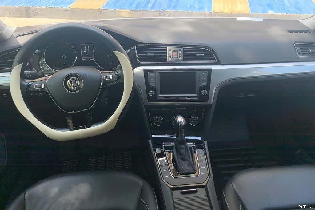 Volkswagen Lamando, 2017 12